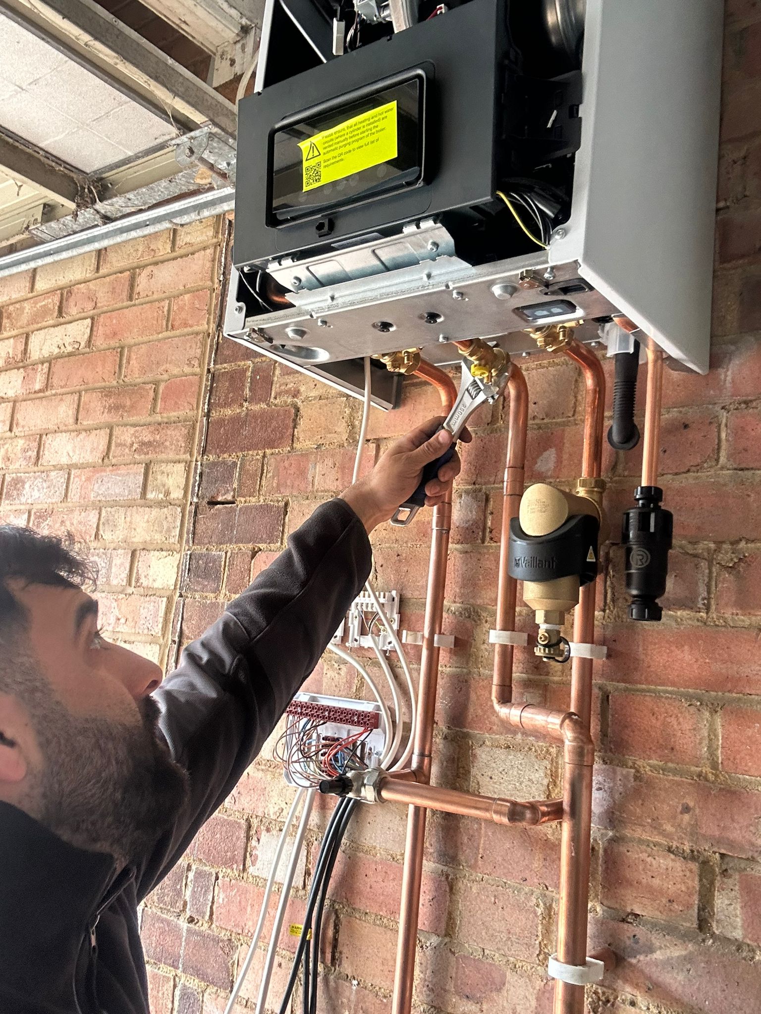 Vaillant boiler commissioning with manifold and filter